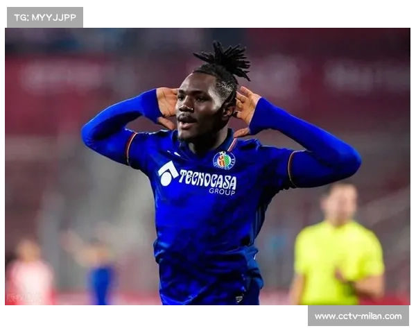 赫塔菲距欧战区4分,每场必争。 赫塔菲距欧战区4分,每场必争。